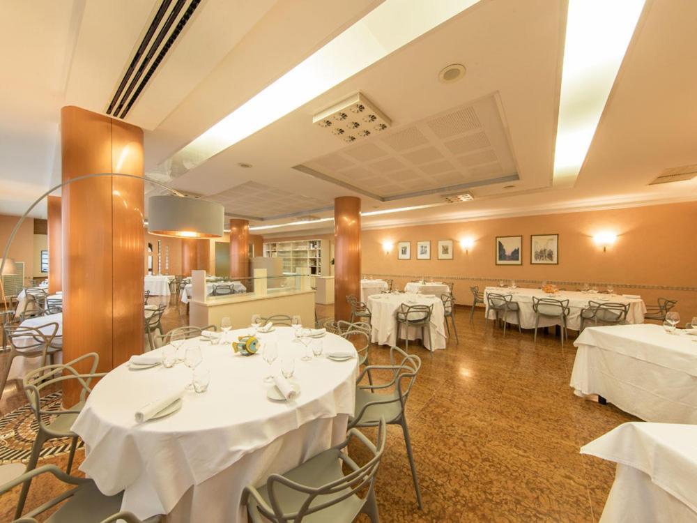 Ristorante Hotel Lucia - 100 Mt Dal Mare Giulianova Exteriér fotografie